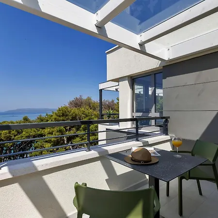 Beachfront Srzic *