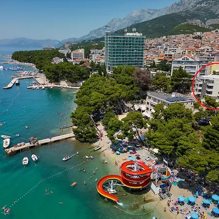 Beachfront Srzic * Μακάρσκα
