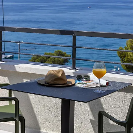 Beachfront Srzic * Makarska