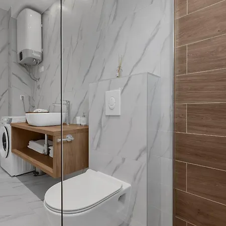 Beachfront Srzic Apartamento *