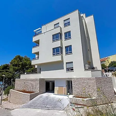 Beachfront Srzic * Makarska