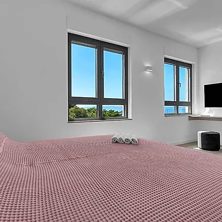 Beachfront Srzic * Makarska