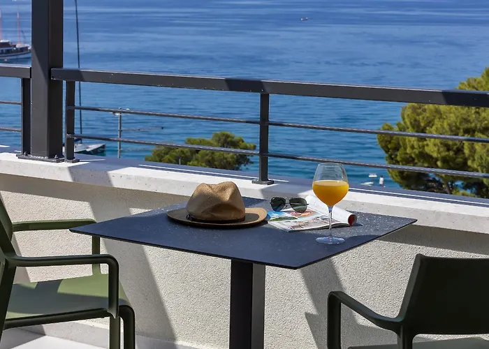 Beachfront Srzic * Makarska