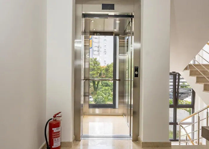 Beachfront Srzic Apartment